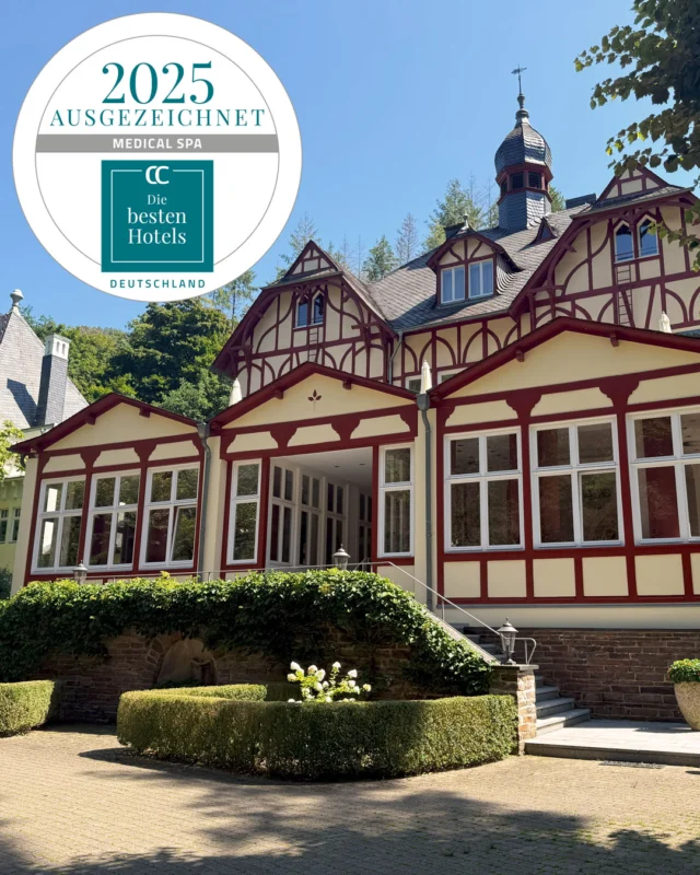 🇩🇪 🏆 Wir freuen uns sehr, dass wir erneut beim @connoisseur.circle Rating für „Die besten Hotels“ in der Kategorie *Medical Spa* ausgezeichnet wurden – wir fühlen uns geehrt!  🙏 Herzlichen Dank an Connoisseur Circle und an Sie, liebe Freundinnen und Freunde des Ayurveda Parkschlösschens, für Ihre Treue und Ihr Vertrauen ❤️​  👉 Buchen Sie jetzt Ihren Ayurveda-Aufenthalt über den Link in Bio!  ✦✧✦✧  🇬🇧 🏆 We are delighted to have once again been awarded in the *Medical Spa* category of the Connoiseur Circle Rating for ‶The Best Hotels‟ – we are honored!  🙏 Many thanks to Connoisseur Circle and to you, dear friends of the Ayurveda Parkschlösschen, for your loyalty and trust ❤️  👉 Book your Ayurveda stay now via the link in Bio!  • • • • • • •  #ayurvedaparkschlösschen #ayurvedaparkschloesschen #ayurveda #ayurvedatherapie #ayurvedabehandlung #ayurvedatreatment #ayurvedahotel #ayurvedadeutschland #ayurvedaresort #ayurvedaretreat #panchakarma #ayurvedakur #ayurvedakurdeutschland #kurhotel #medicalspa #Mosel #trabentrarbach